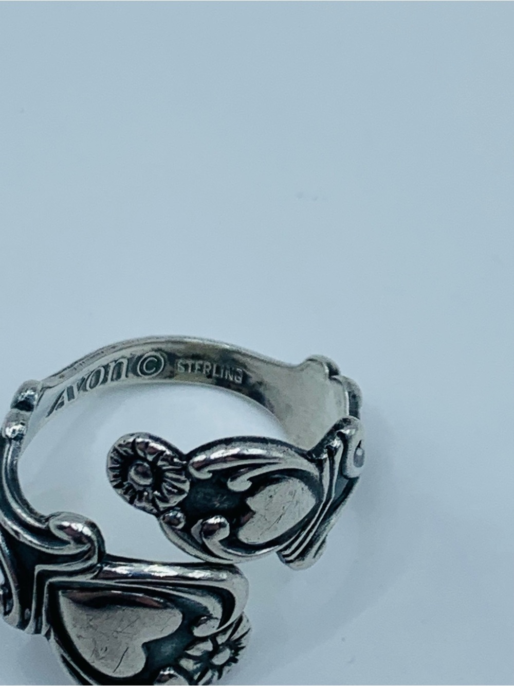 Vintage 1975 Avon Treasured Heart Sterling Silver Bypass Spoon Ring Size 7.25 - Picture 8 of 8